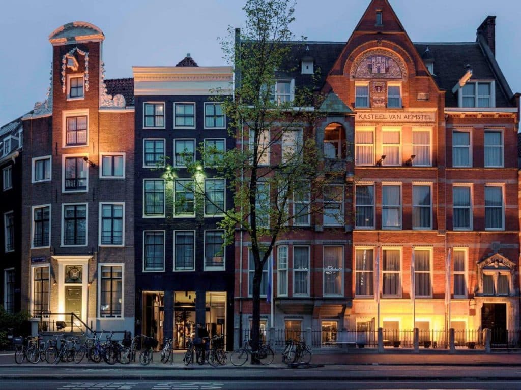 Puffit is the complete guide to Amsterdam coffeeshops