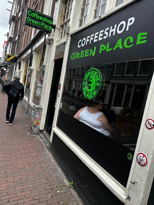 גרין פלייס הארלמרסטראט - Green Place Haarlemmerstraat קופי שופ