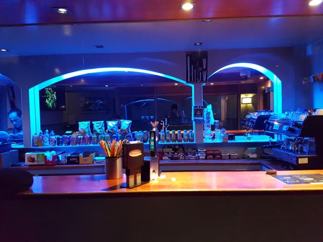 נייס פלייס - Nice Place קופי שופ