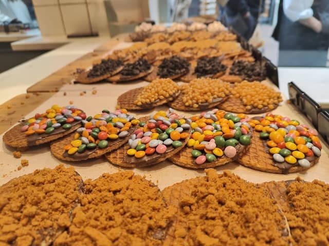 ואן וונדרן סטרופוואפלס - van Wonderen Stroopwafels