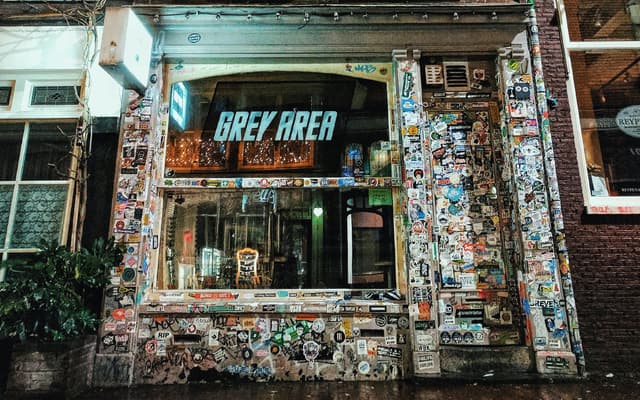 גריי אריה - Grey Area קופי שופ