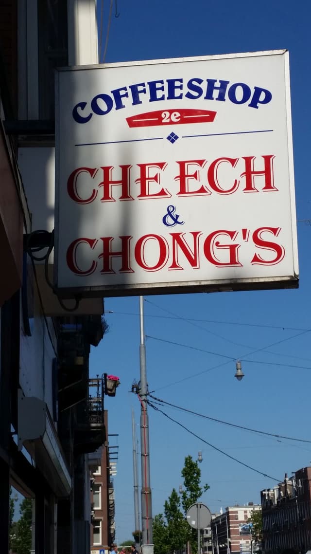 סקנד צ'יץ' אנד צ'ונג - Second Cheech & Chong's קופי שופ