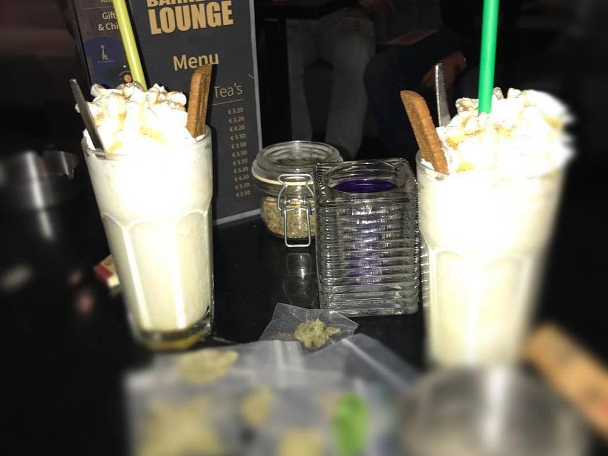 Barney's Lounge