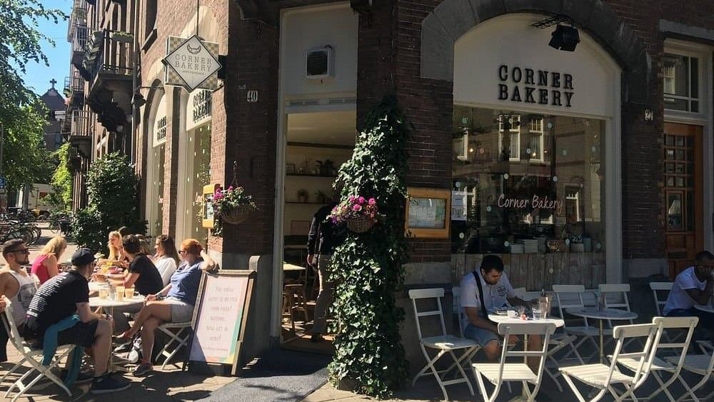 קורנר בייקרי - Corner Bakery